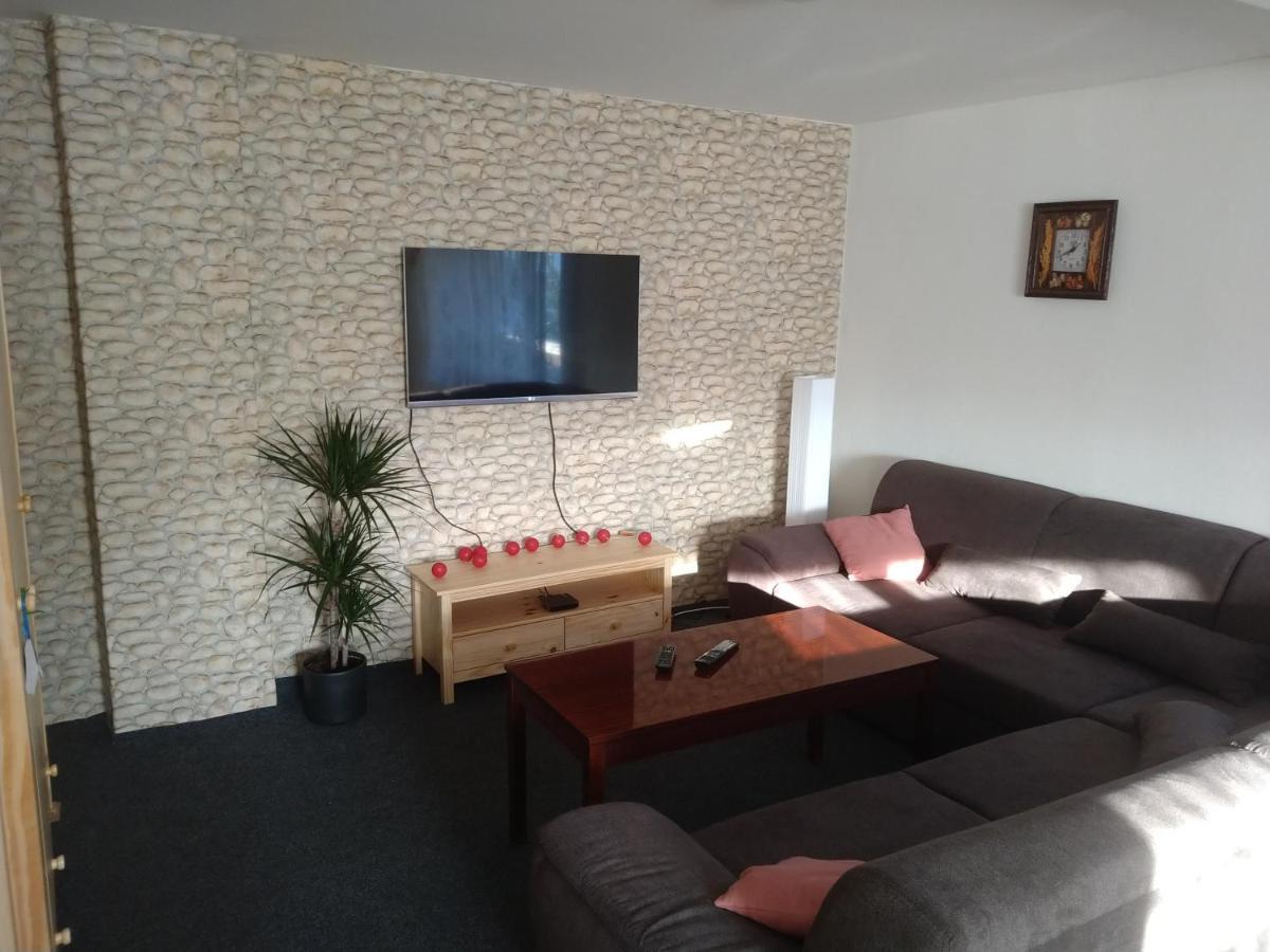 Apartman U Cechu Албрехтице в Йзерски хорах Екстериор снимка